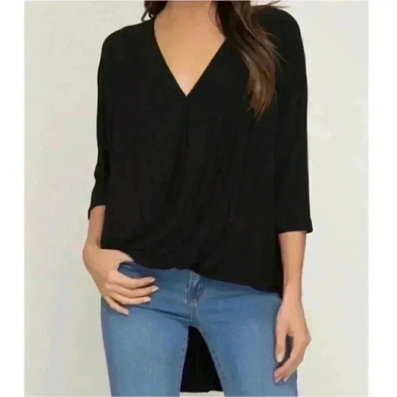 Staple Items Black Tunic Top - Picture 2 of 5